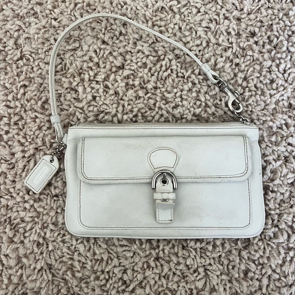 Y2K Coach Light White Leather Wristlet